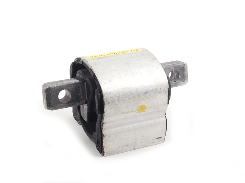 2212401018 MERCEDES-BENZ Опора